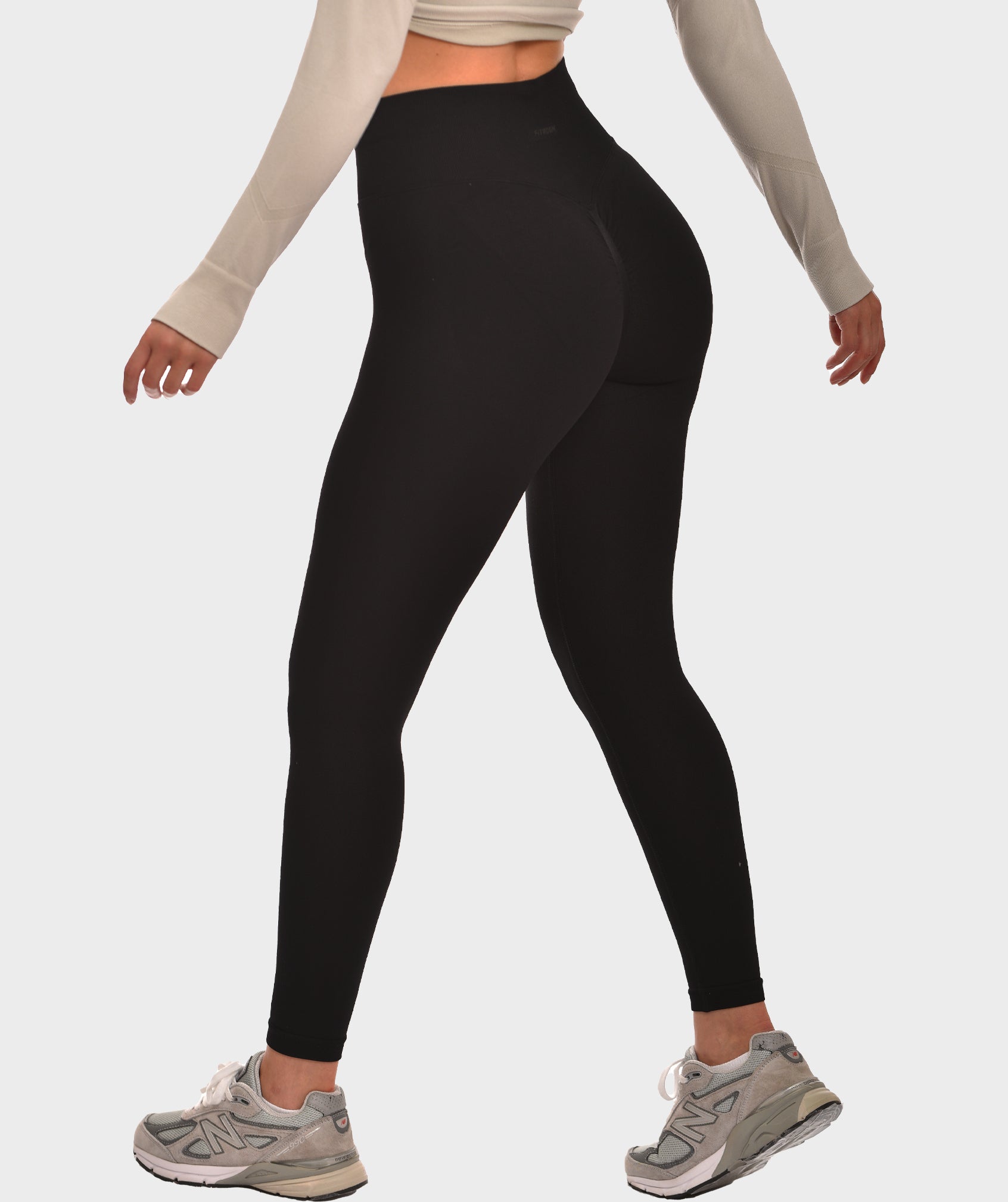 972